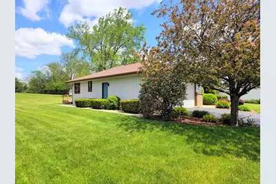 6090 Chatsworth Drive, Rockford, IL 61109 - Photo 35