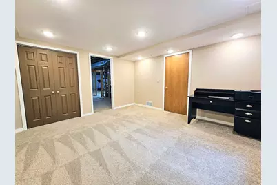 6090 Chatsworth Drive, Rockford, IL 61109 - Photo 25