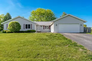 7460 Bermuda Dr, Rockford, IL 61108 - Photo 1