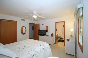 5457 Country Ct, Roscoe, IL 61073 - Photo 13