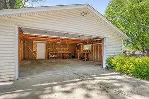 8318 Cameo Dr, Machesney Park, IL 61115 - Photo 35