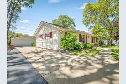 8318 Cameo Drive, Machesney Park, IL 61115 - Photo 3
