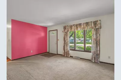 8318 Cameo Drive, Machesney Park, IL 61115 - Photo 5