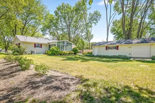 8318 Cameo Dr, Machesney Park, IL 61115 - Photo 47