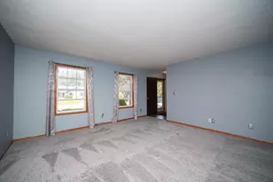 6875 Prairienook Ct, Roscoe, IL 61073 - Photo 11