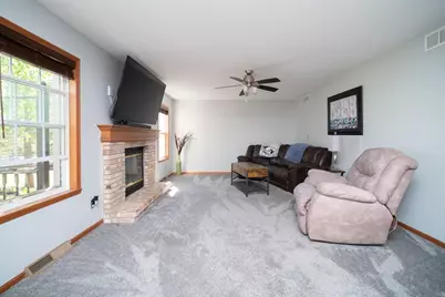 6875 Prairienook Court, Roscoe, IL 61073 - Photo 3