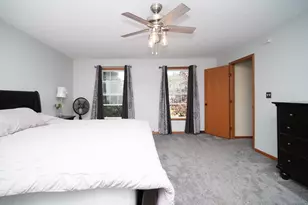6875 Prairienook Ct, Roscoe, IL 61073 - Photo 15