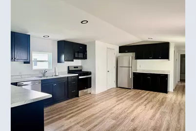 2705 St Vincent Avenue, Lasalle, IL 61301 - Photo 3
