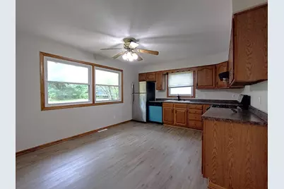 216 NE Bounty Drive, Poplar Grove, IL 61065 - Photo 15
