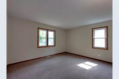 216 NE Bounty Drive, Poplar Grove, IL 61065 - Photo 19