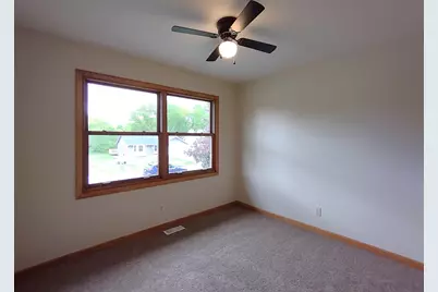 154 NW Columbia Street, Poplar Grove, IL 61065 - Photo 21