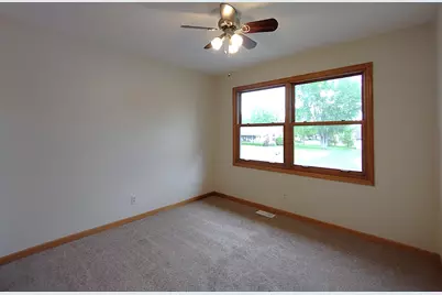 154 NW Columbia Street, Poplar Grove, IL 61065 - Photo 19