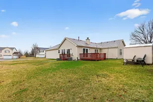 1919 Cloverdale Way, Belvidere, IL 61008 - Photo 33
