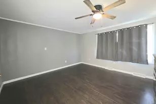102 E State Rd, Mount Carroll, IL 61053 - Photo 9
