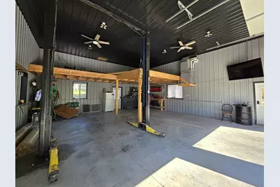 102 E State Road, Mount Carroll, IL 61053 - Photo 29