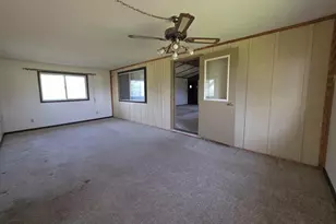 320 W Benton St, Mount Carroll, IL 61053 - Photo 9