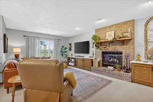 12117 Whispering Winds Dr, Roscoe, IL 61073 - Photo 25