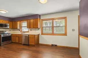 6101 Wynbrook Dr, Rockford, IL 61109 - Photo 9