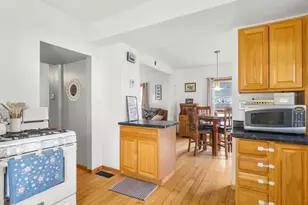 131 S 8th St, South Beloit, IL 61080 - Photo 11