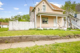 131 S 8th St, South Beloit, IL 61080 - Photo 3