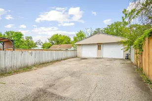 131 S 8th St, South Beloit, IL 61080 - Photo 5