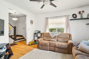 131 S 8th St, South Beloit, IL 61080 - Photo 15