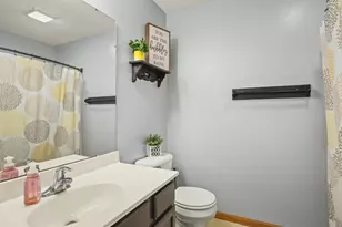 302 Picadilly Dr, Poplar Grove, IL 61065 - Photo 19