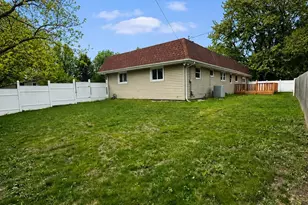 5412 Regency Way, Rockford, IL 61114 - Photo 5