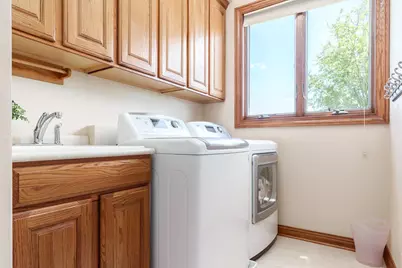 12807 Skyline Drive, Roscoe, IL 61073 - Photo 23