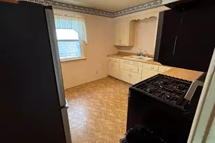 2024 Cumberland St, Rockford, IL 61103 - Photo 7