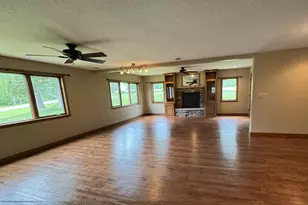 25303 Spring Valley Rd, Shannon, IL 61078 - Photo 13