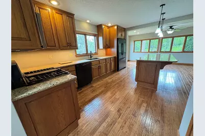25303 Spring Valley Road, Shannon, IL 61078 - Photo 7