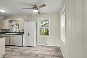 404 S 9th St, Oregon, IL 61061 - Photo 9