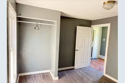 704 S Carroll Avenue, Freeport, IL 61032 - Photo 19