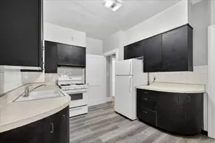 1526 10th St, Rockford, IL 61104 - Photo 13
