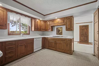 17380 Corbett, Mount Carroll, IL 61053 - Photo 5