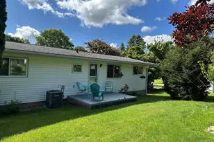 200 Nevada St, Savanna, IL 61074 - Photo 15