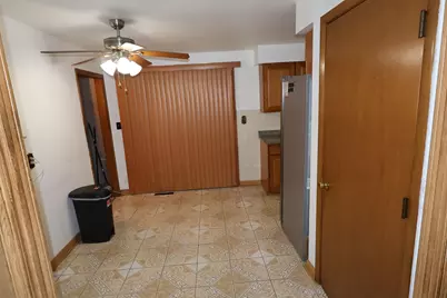 916 Crystal Court, Machesney Park, IL 61115 - Photo 9