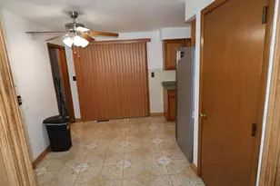 916 Crystal Ct, Machesney Park, IL 61115 - Photo 9