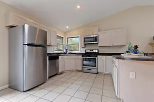 128 SE Brandywine Dr, Poplar Grove, IL 61065 - Photo 9