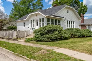 1602 Price St, Rockford, IL 61103 - Photo 11