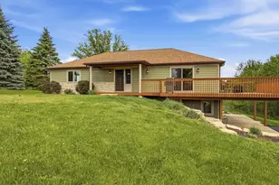 2 Concord Ct, Galena, IL 61036 - Photo 1