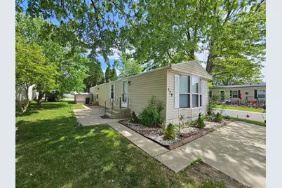 579 Park Avenue, Belvidere, IL 61008 - Photo 1