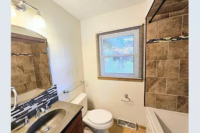 1926 Apple Tree Lane, Rockford, IL 61108 - Photo 21