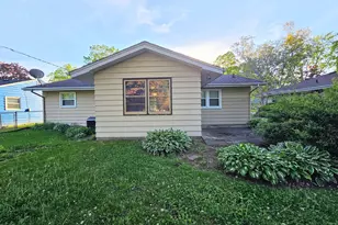 1926 Apple Tree Ln, Rockford, IL 61108 - Photo 33
