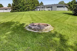 6137 Upper Ridge Way, Roscoe, IL 61073 - Photo 35