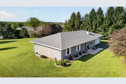 6137 Upper Ridge Way, Roscoe, IL 61073 - Photo 7