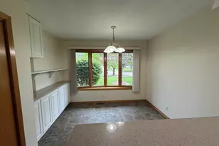 7215 Centennial Trail, Rockford, IL 61107 - Photo 9