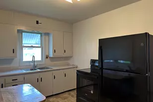330 California Ave, Savanna, IL 61074 - Photo 15