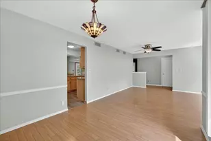 5765 Capetown Ave, Rockford, IL 61108 - Photo 9